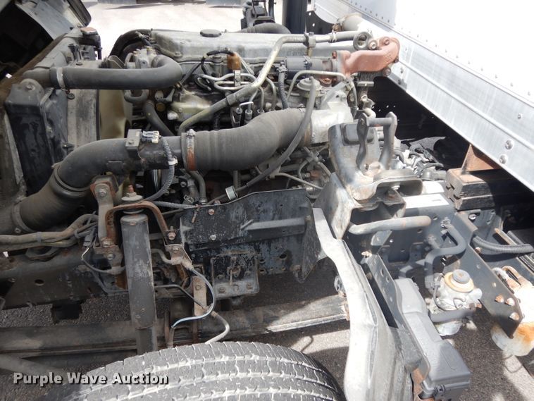 image for item DH2414 2006 Chevrolet W45042 box truck