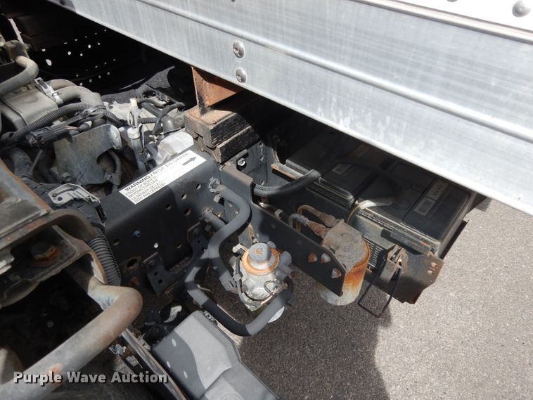 image for item DH2414 2006 Chevrolet W45042 box truck