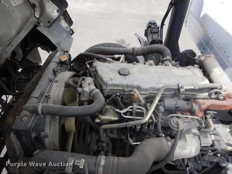 image for item DH2414 2006 Chevrolet W45042 box truck