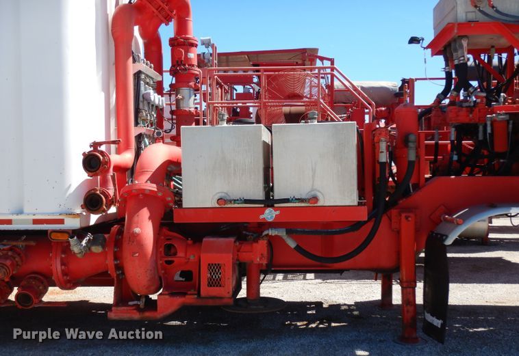 image for item DH2433 2006 Stewart & Stevenson CT-5CAS/HYD hydration system on Mertz trailer