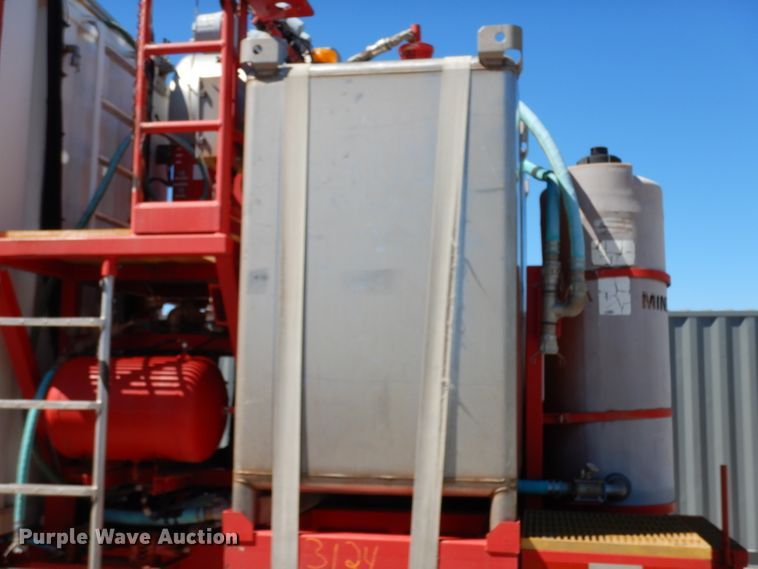 image for item DH2433 2006 Stewart & Stevenson CT-5CAS/HYD hydration system on Mertz trailer