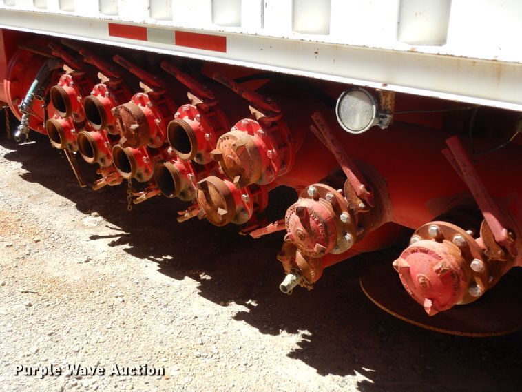 image for item DH2433 2006 Stewart & Stevenson CT-5CAS/HYD hydration system on Mertz trailer