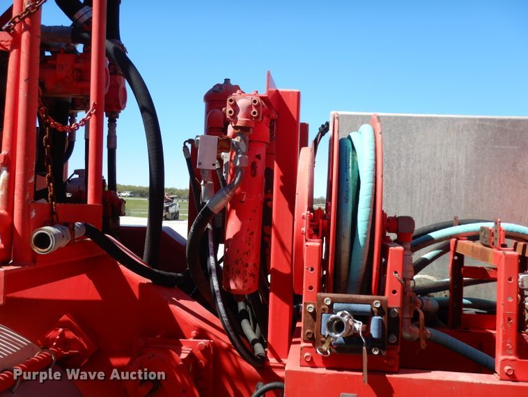 image for item DH2433 2006 Stewart & Stevenson CT-5CAS/HYD hydration system on Mertz trailer