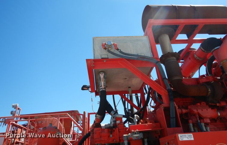 image for item DH2433 2006 Stewart & Stevenson CT-5CAS/HYD hydration system on Mertz trailer