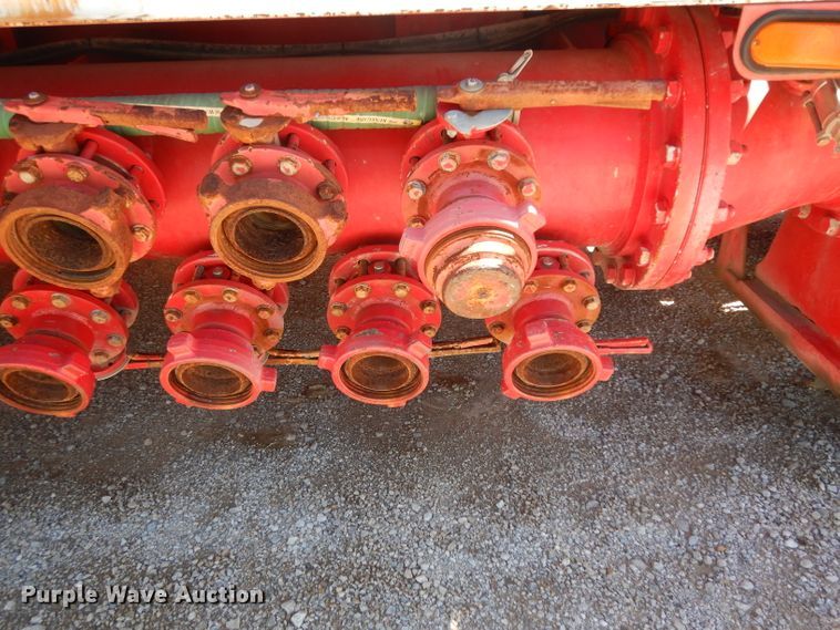 image for item DH2433 2006 Stewart & Stevenson CT-5CAS/HYD hydration system on Mertz trailer