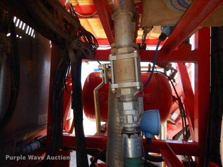 image for item DH2433 2006 Stewart & Stevenson CT-5CAS/HYD hydration system on Mertz trailer