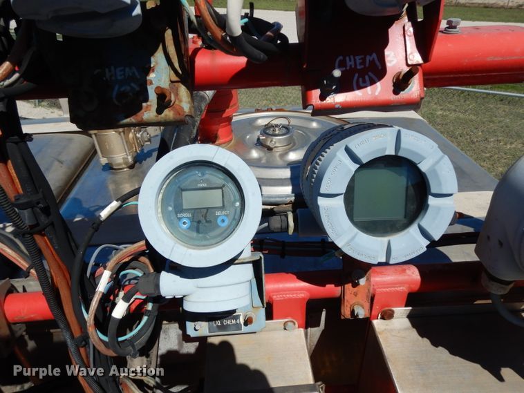 image for item DH2433 2006 Stewart & Stevenson CT-5CAS/HYD hydration system on Mertz trailer