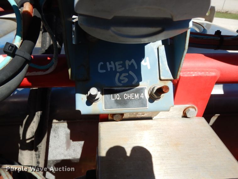 image for item DH2433 2006 Stewart & Stevenson CT-5CAS/HYD hydration system on Mertz trailer