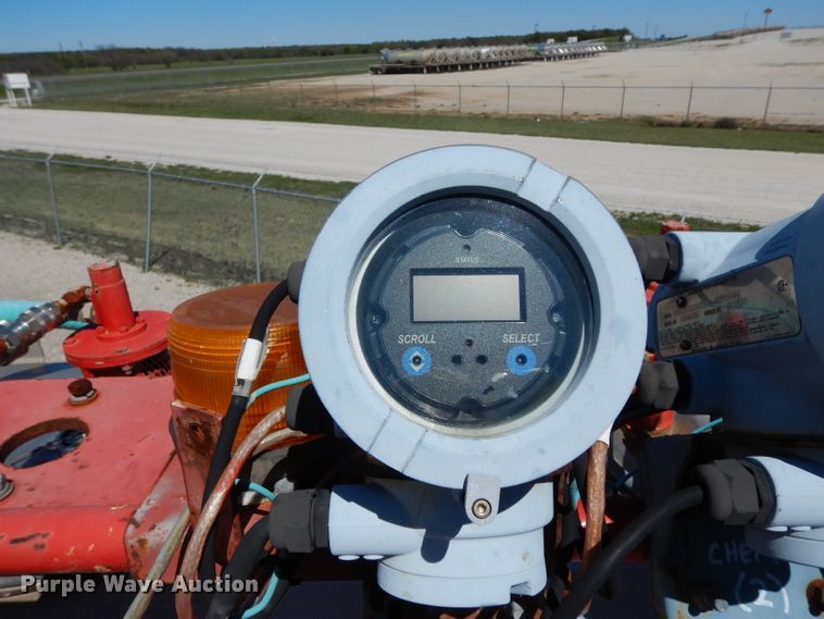 image for item DH2433 2006 Stewart & Stevenson CT-5CAS/HYD hydration system on Mertz trailer