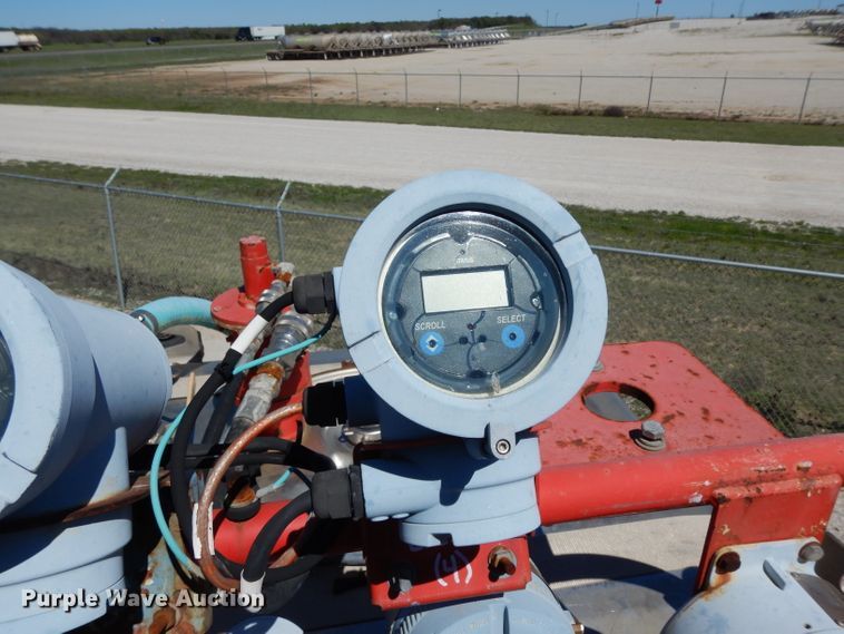 image for item DH2433 2006 Stewart & Stevenson CT-5CAS/HYD hydration system on Mertz trailer