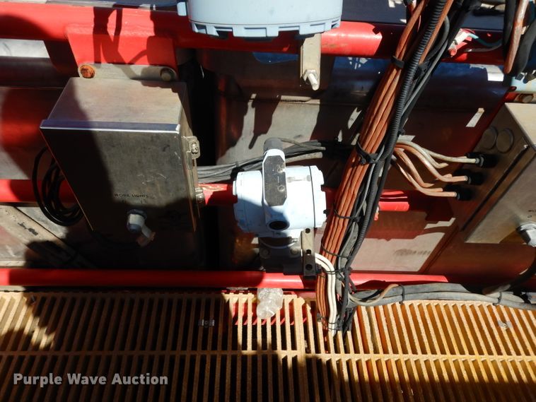 image for item DH2433 2006 Stewart & Stevenson CT-5CAS/HYD hydration system on Mertz trailer