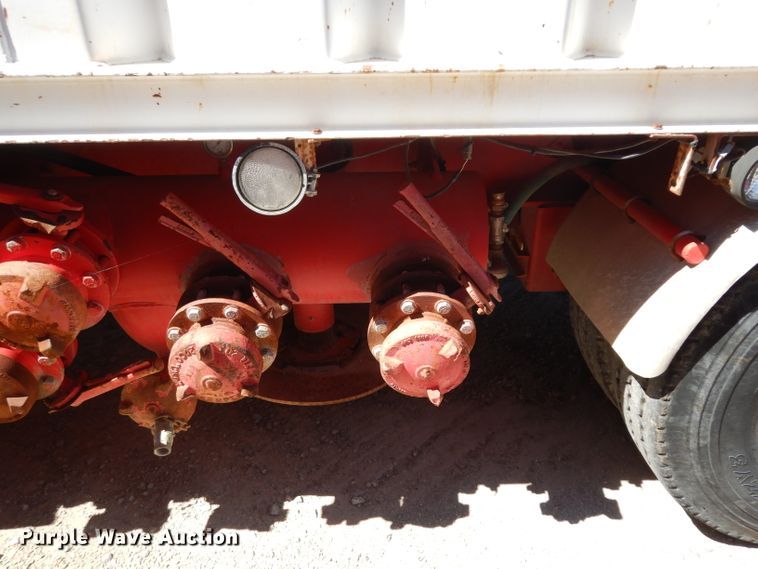 image for item DH2433 2006 Stewart & Stevenson CT-5CAS/HYD hydration system on Mertz trailer