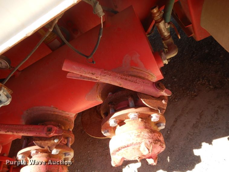 image for item DH2433 2006 Stewart & Stevenson CT-5CAS/HYD hydration system on Mertz trailer