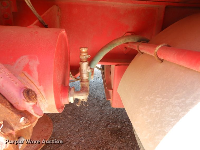 image for item DH2433 2006 Stewart & Stevenson CT-5CAS/HYD hydration system on Mertz trailer