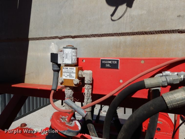 image for item DH2433 2006 Stewart & Stevenson CT-5CAS/HYD hydration system on Mertz trailer