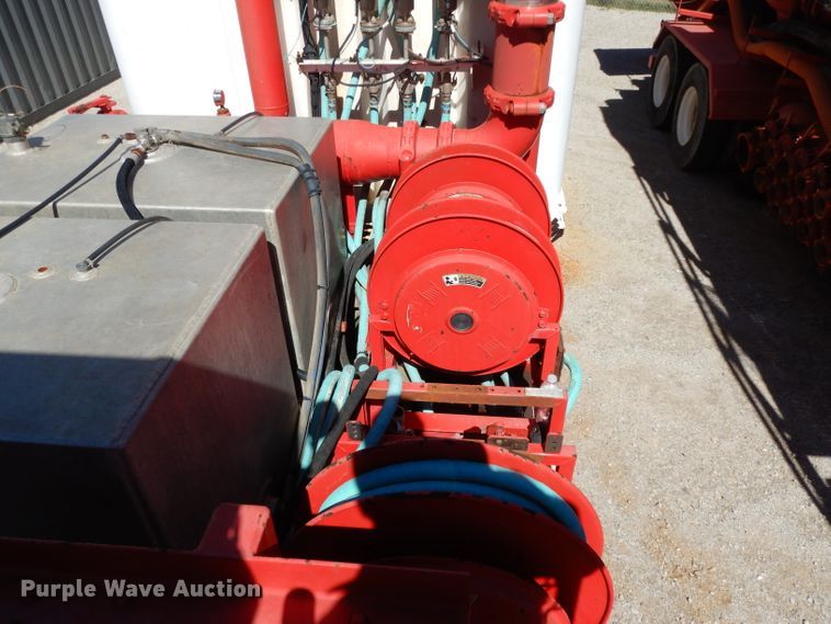 image for item DH2433 2006 Stewart & Stevenson CT-5CAS/HYD hydration system on Mertz trailer