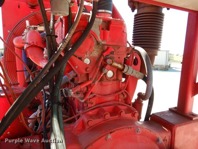 image for item DH2433 2006 Stewart & Stevenson CT-5CAS/HYD hydration system on Mertz trailer