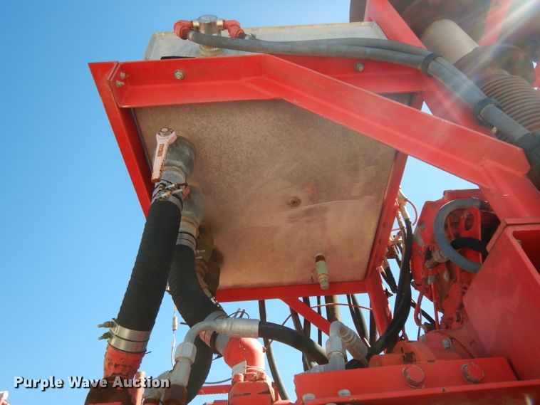 image for item DH2433 2006 Stewart & Stevenson CT-5CAS/HYD hydration system on Mertz trailer