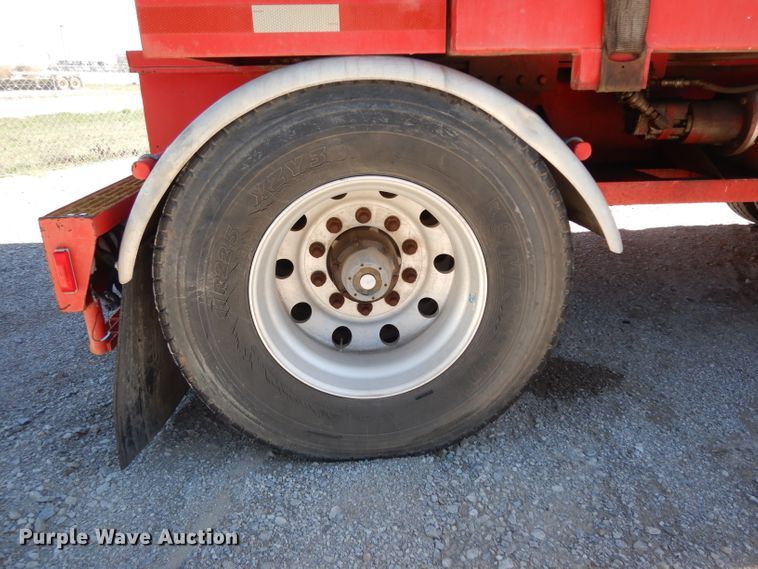 image for item DH2433 2006 Stewart & Stevenson CT-5CAS/HYD hydration system on Mertz trailer