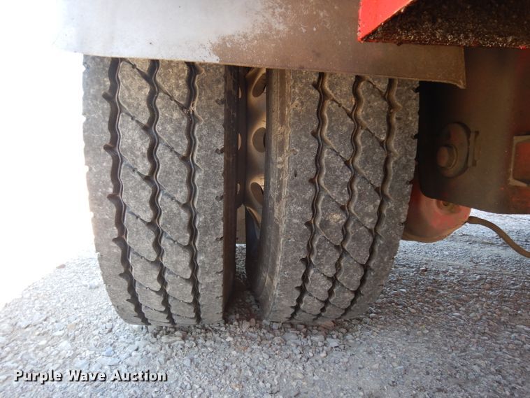 image for item DH2433 2006 Stewart & Stevenson CT-5CAS/HYD hydration system on Mertz trailer