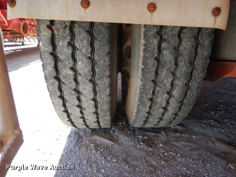 image for item DH2433 2006 Stewart & Stevenson CT-5CAS/HYD hydration system on Mertz trailer