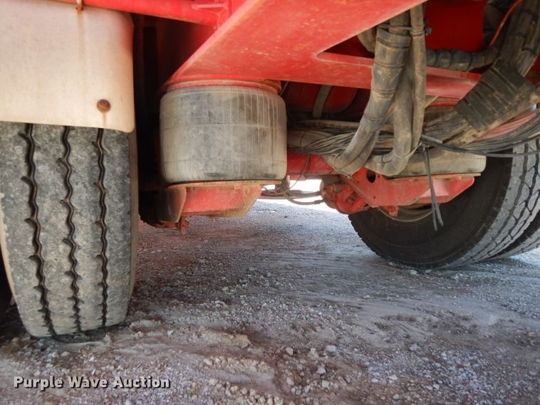 image for item DH2433 2006 Stewart & Stevenson CT-5CAS/HYD hydration system on Mertz trailer