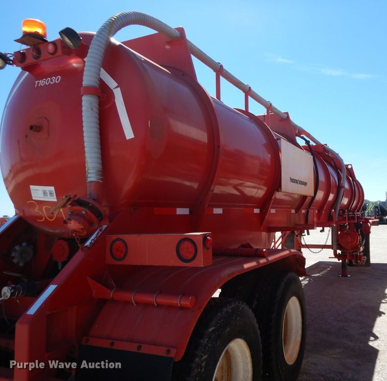 image for item DH2434 2005 Worley Welding 3 Tank acid tank trailer