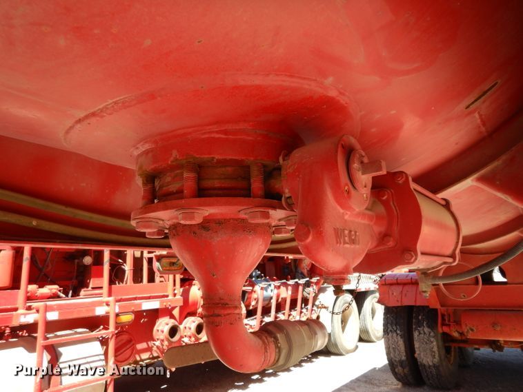 image for item DH2434 2005 Worley Welding 3 Tank acid tank trailer