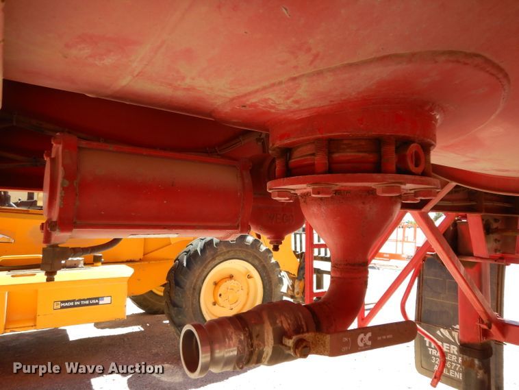 image for item DH2434 2005 Worley Welding 3 Tank acid tank trailer