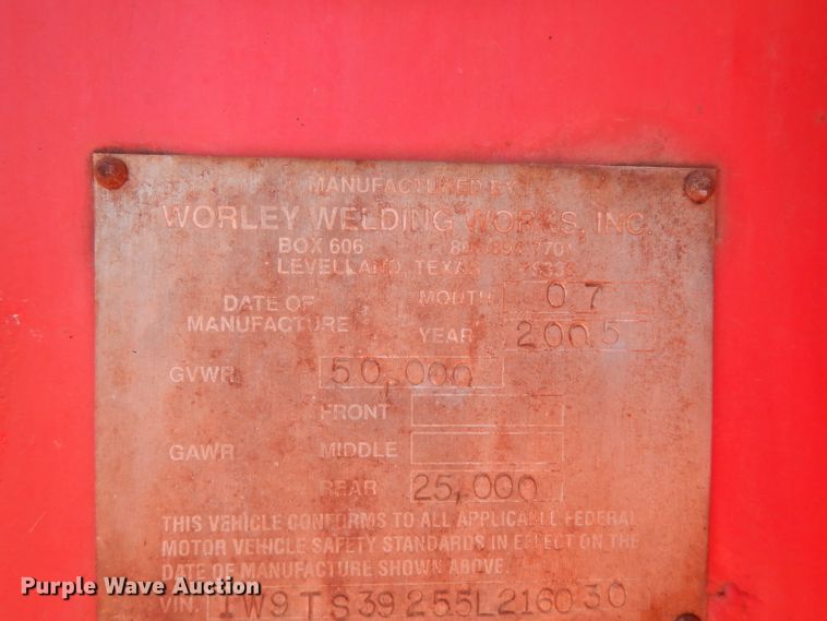 image for item DH2434 2005 Worley Welding 3 Tank acid tank trailer