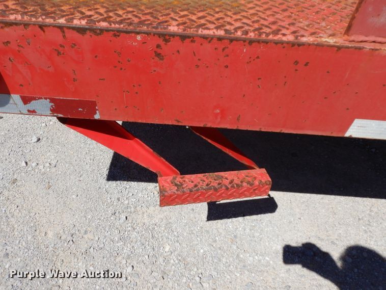 image for item DH2435 2006 Big Tex 20AD-20 flatbed trailer
