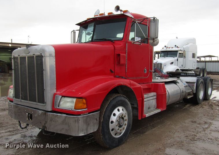 image for item DH8302 1996 Peterbilt 377 semi truck