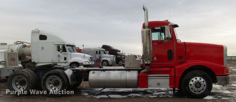 image for item DH8302 1996 Peterbilt 377 semi truck