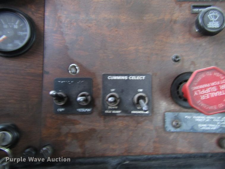 image for item DH8302 1996 Peterbilt 377 semi truck