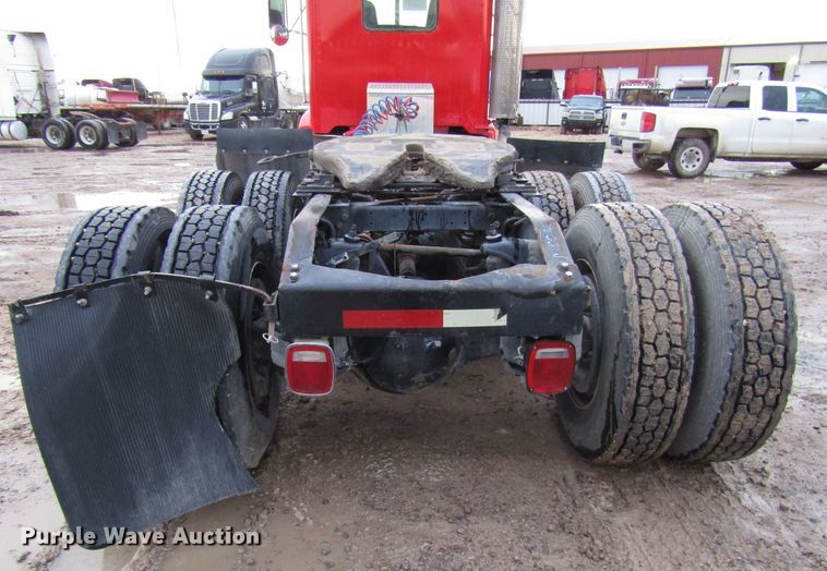 image for item DH8302 1996 Peterbilt 377 semi truck