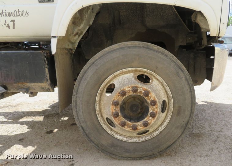 image for item DI2111 1999 GMC C7500 truck cab and chassis