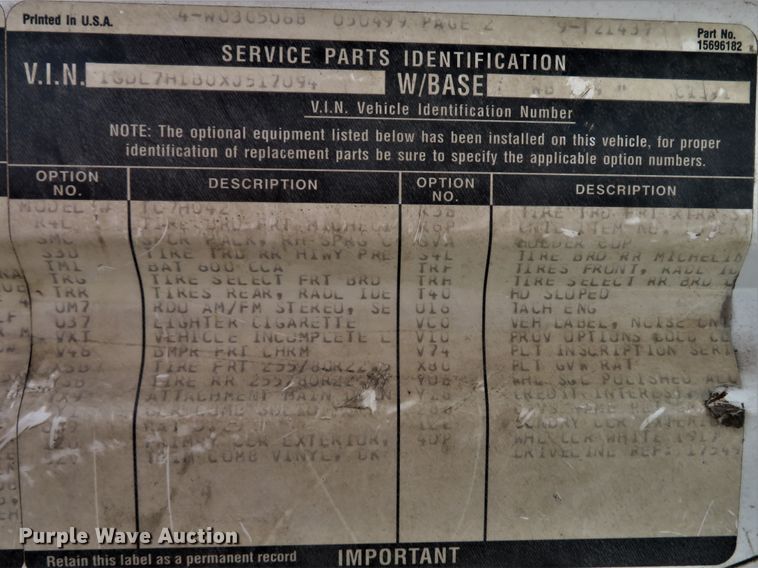 image for item DI2111 1999 GMC C7500 truck cab and chassis