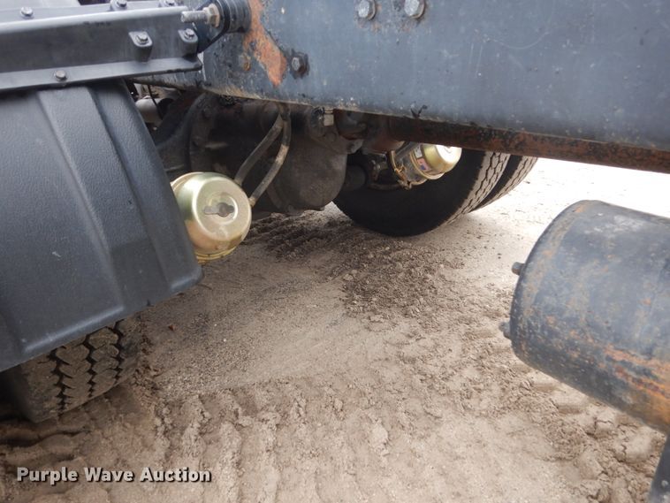 image for item FX9034 2000 Kenworth T800 semi truck