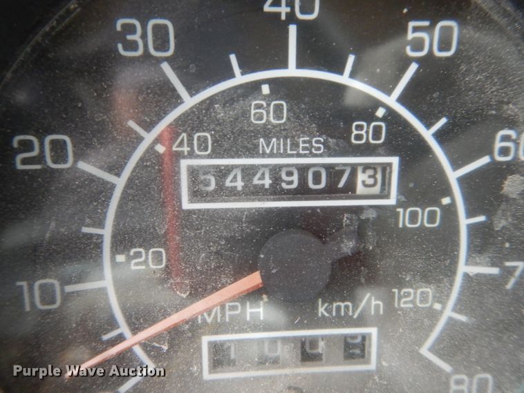 image for item FX9034 2000 Kenworth T800 semi truck