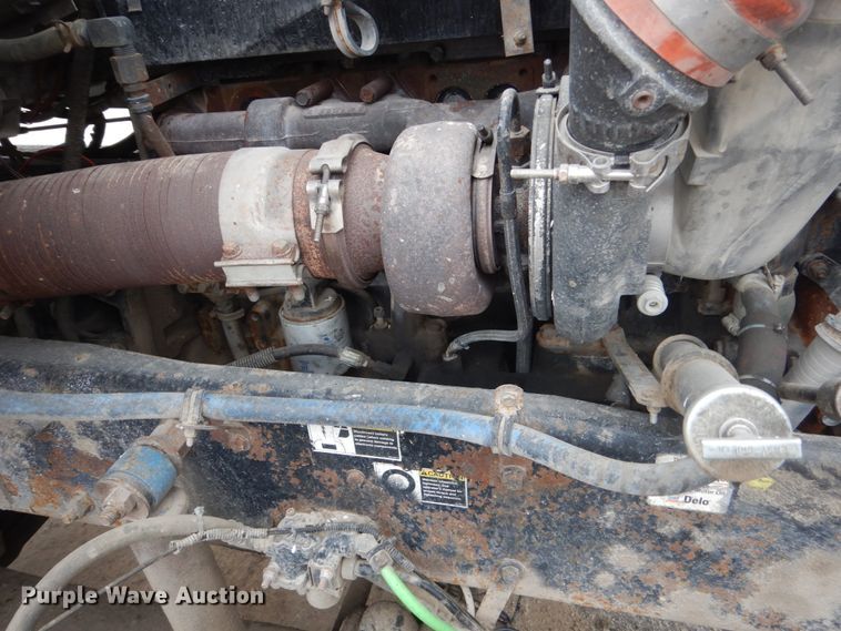 image for item FX9034 2000 Kenworth T800 semi truck