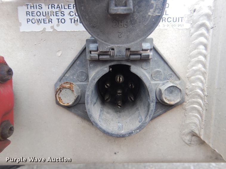 image for item GD9189 2007 Utility Trailer FS2HCA flatbed trailer