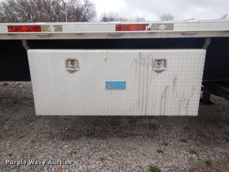 image for item GD9189 2007 Utility Trailer FS2HCA flatbed trailer