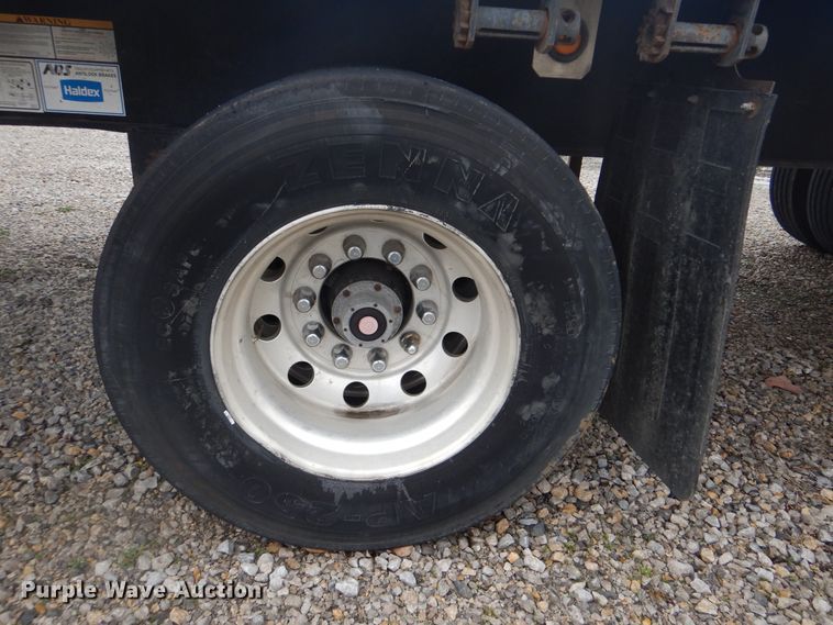 image for item GD9189 2007 Utility Trailer FS2HCA flatbed trailer