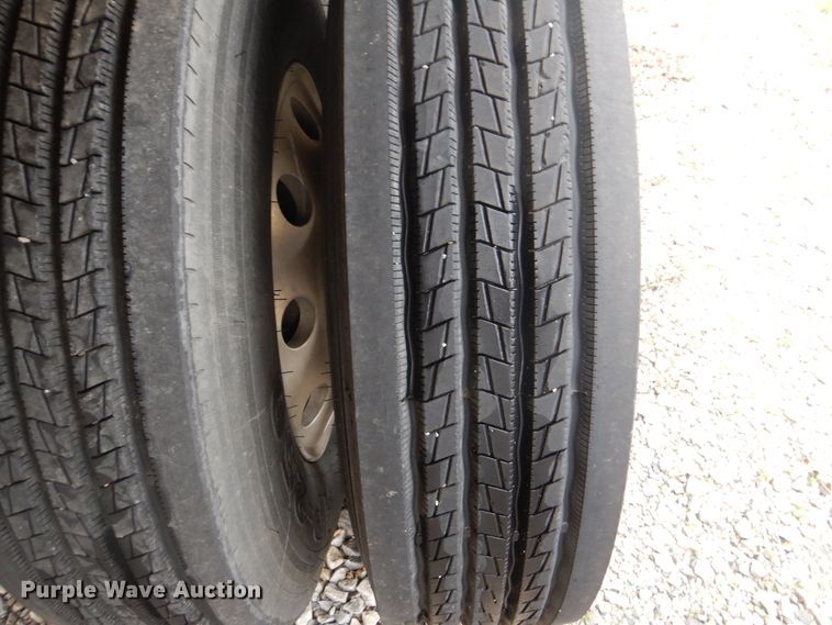 image for item GD9189 2007 Utility Trailer FS2HCA flatbed trailer