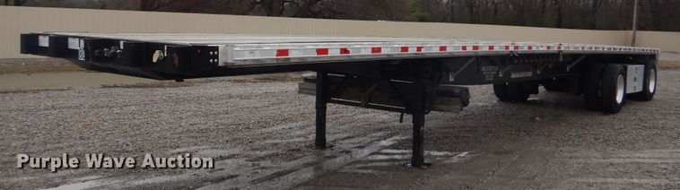 image for item GD9190 2013 Great Dane flatbed trailer