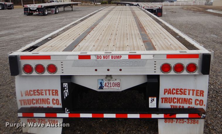 image for item GD9190 2013 Great Dane flatbed trailer
