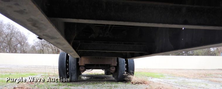 image for item GD9193 2006 Fontaine IFTW-8-8048WSAWK flatbed trailer