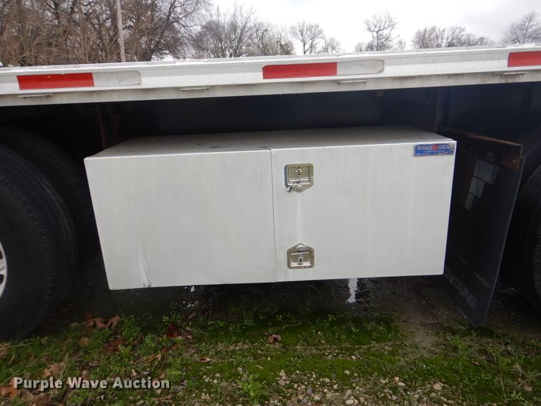 image for item GD9193 2006 Fontaine IFTW-8-8048WSAWK flatbed trailer