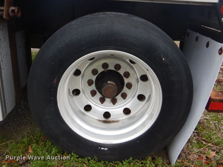 image for item GD9193 2006 Fontaine IFTW-8-8048WSAWK flatbed trailer