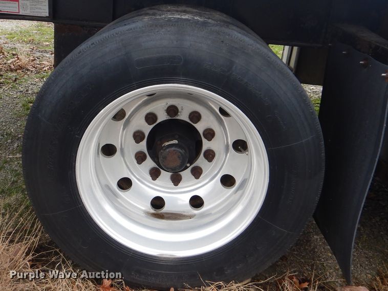 image for item GD9193 2006 Fontaine IFTW-8-8048WSAWK flatbed trailer